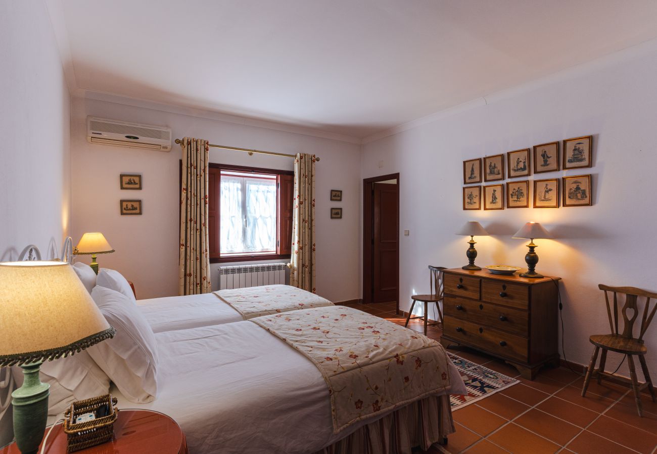 Villa in Ermidas-Sado - Countryside Manor