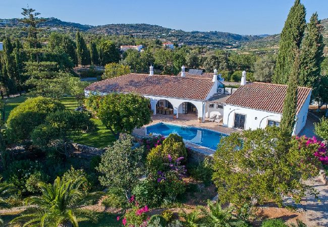 Villa in Estoi - Casa Estoi - Luxury colonial-style villa 