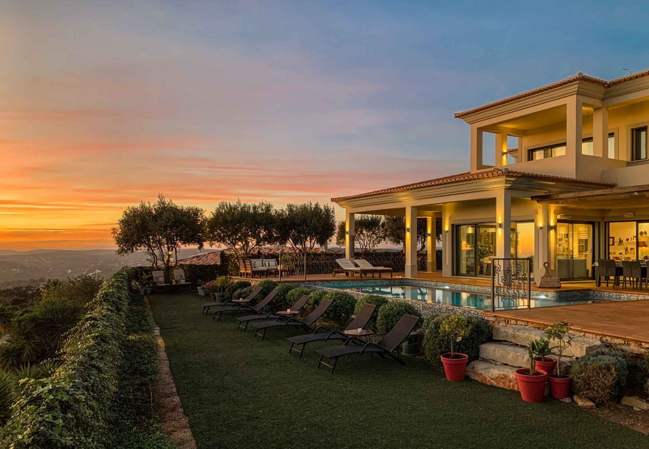 Villa in Santa Bárbara de Nexe - Villa Leonidas - Luxury villa with the best views!
