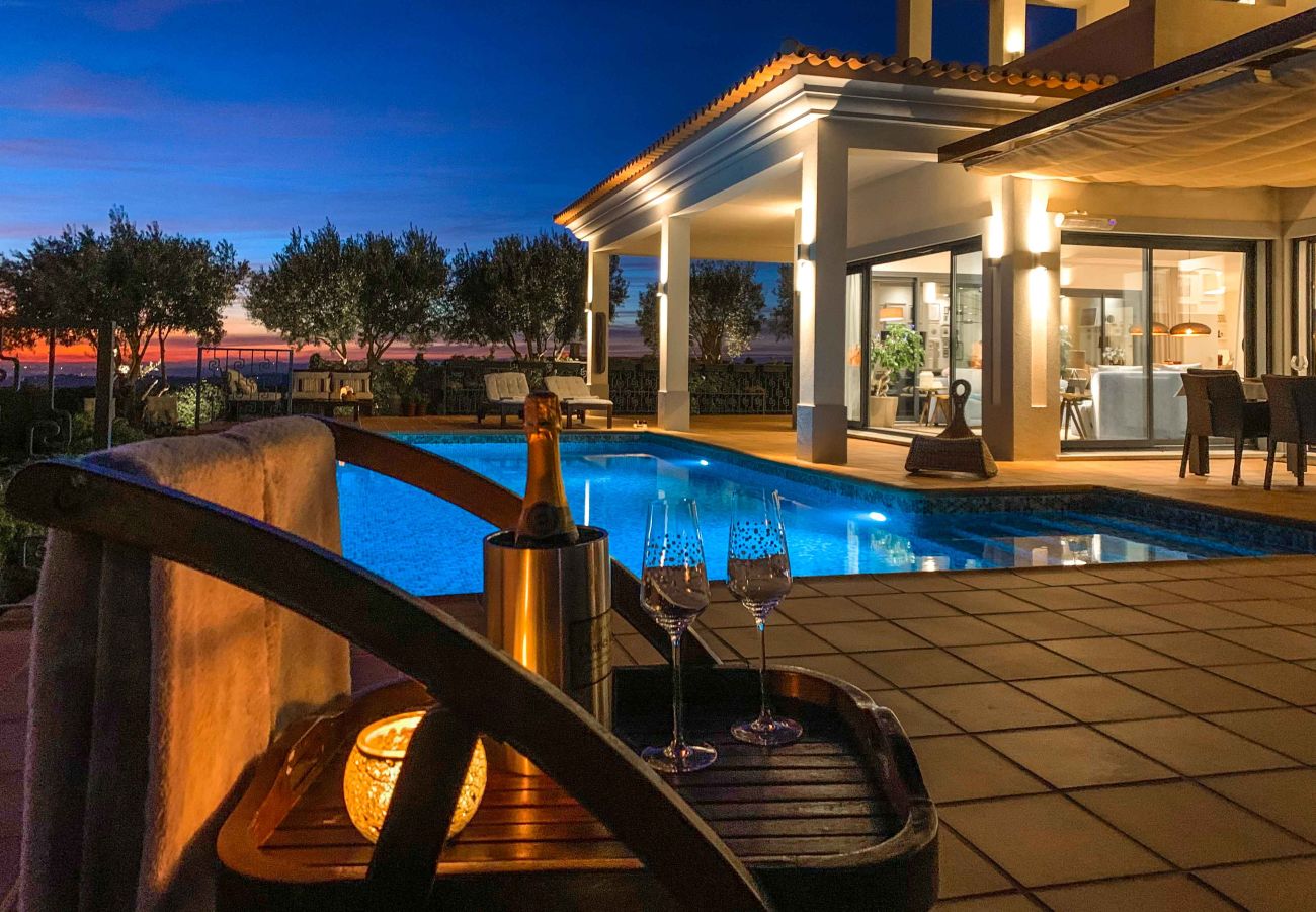 Villa in Santa Bárbara de Nexe - Villa Leonidas - Luxury villa with the best views!