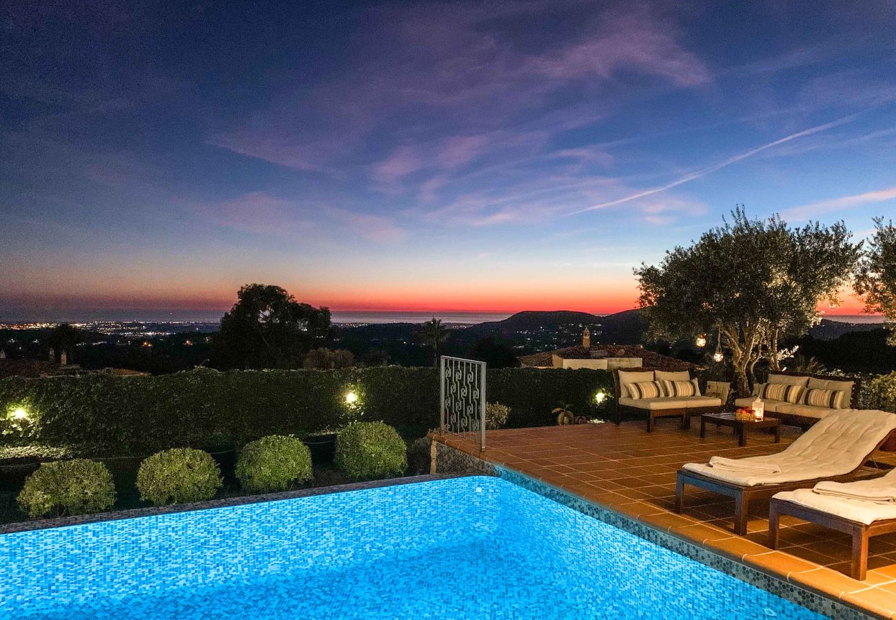 Villa in Santa Bárbara de Nexe - Villa Leonidas - Luxury villa with the best views!