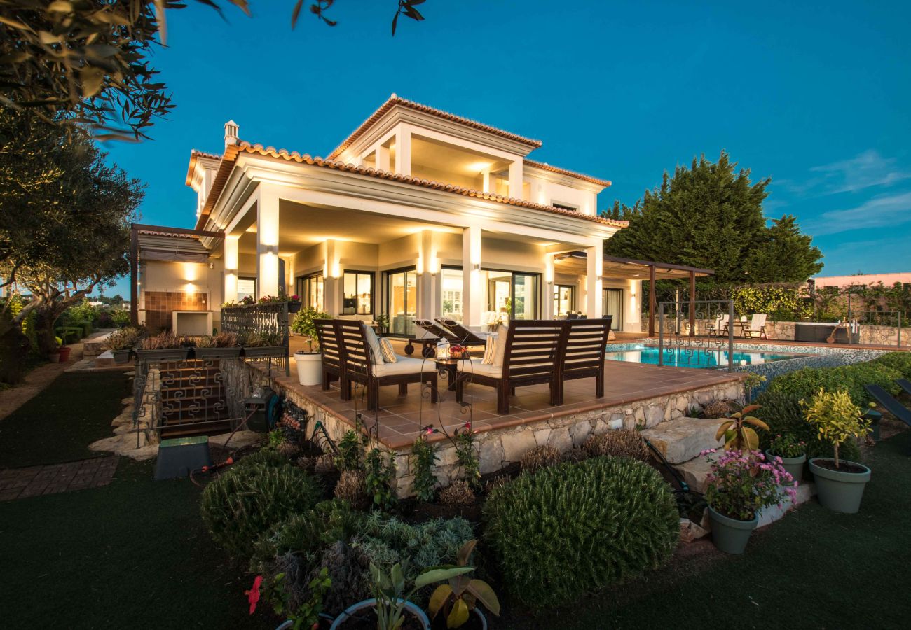 Villa in Santa Bárbara de Nexe - Villa Leonidas - Luxury villa with the best views!