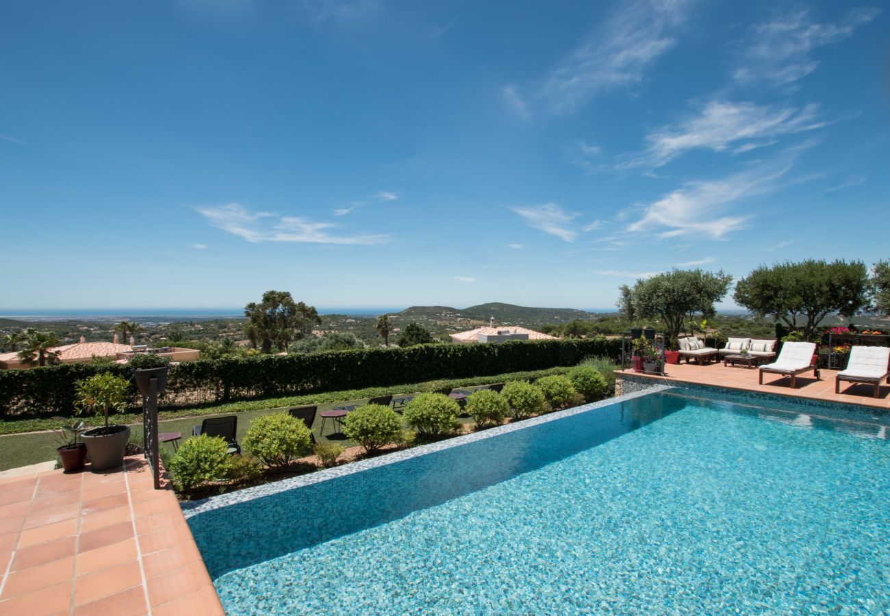 Villa in Santa Bárbara de Nexe - Villa Leonidas - Luxury villa with the best views!