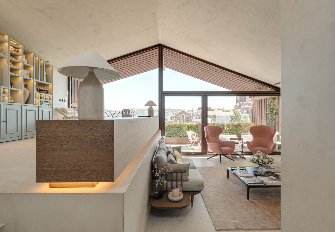 Villa in Lisbon - A Skyline Urban Villa