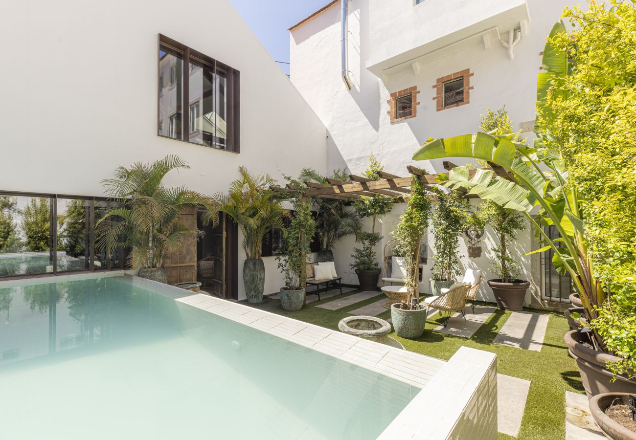 Terraced House in Lisbon - Brickstone Loft