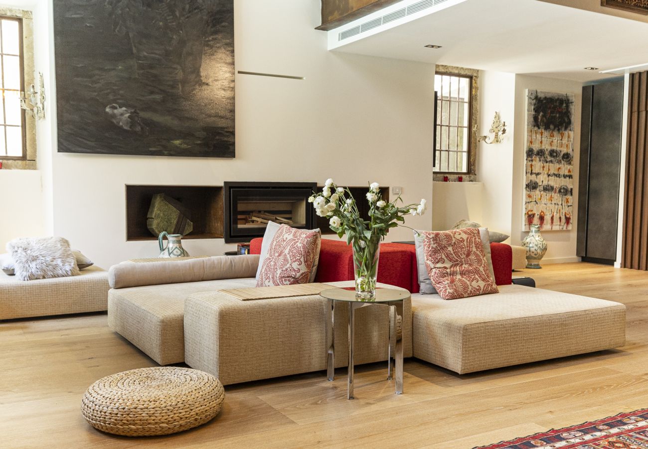 Terraced House in Lisbon - Brickstone Loft