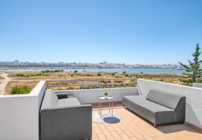 Terraced House in Ferragudo - Casa Ferraguido - with private pool in Ferragudo