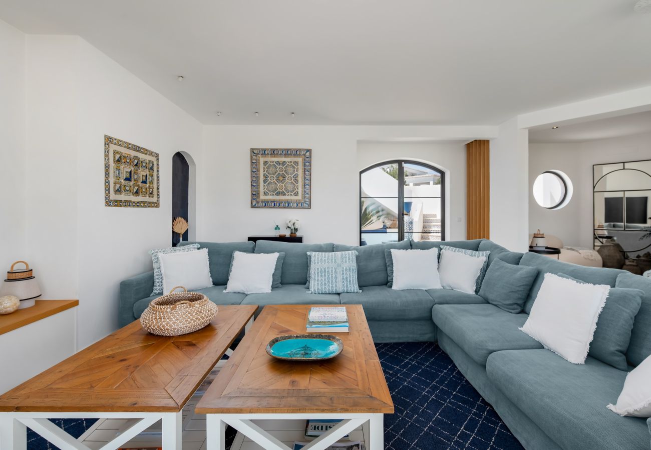 Villa in Carvoeiro - Villa Miramar - luxury at the Carvoeiro cliffs