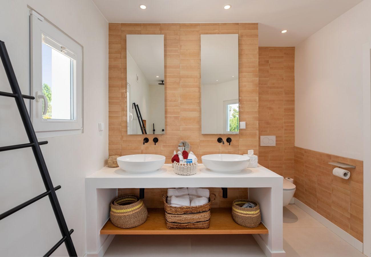 Villa in Carvoeiro - Villa Miramar - luxury at the Carvoeiro cliffs