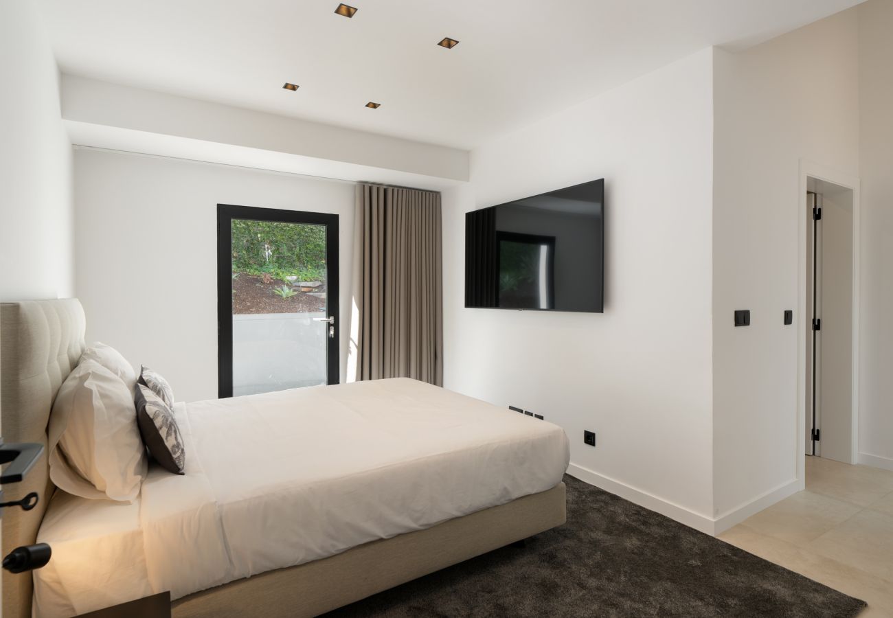 Villa in Funchal - Garden Plantain Villa