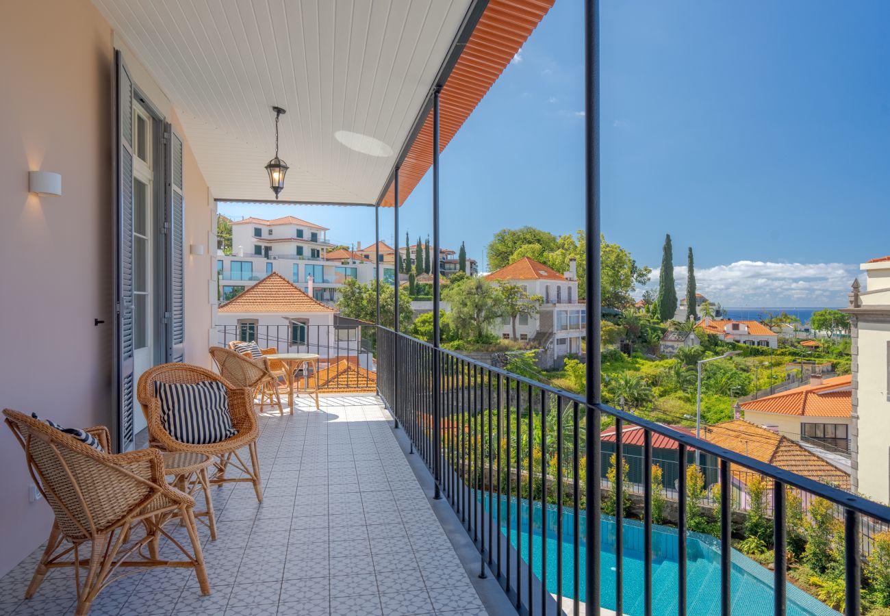 Villa in Funchal - Rosemount House