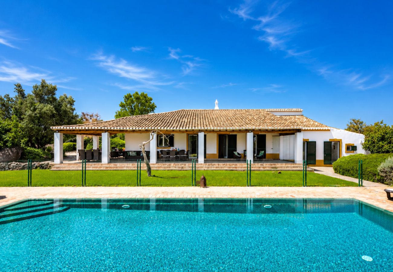 Villa in Salicos - Quinta Salicos